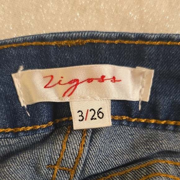 Vigoss Indigo Boot Cut Junior's Jeans - Picture 2 of 10